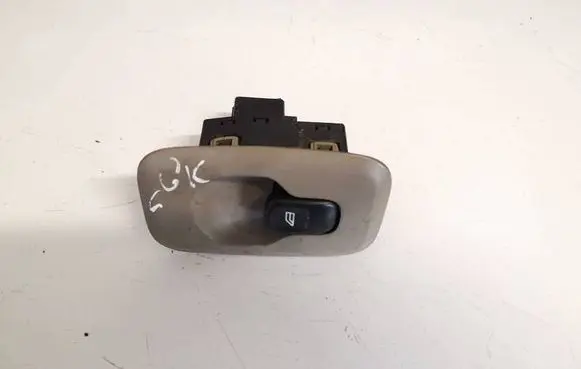 Volvo XC90 Electric window control switch 8685288