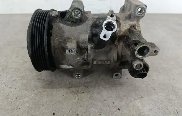 Toyota Auris E210 Air conditioning (A/C) compressor (pump) 4472806574