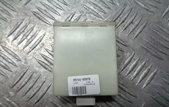 Toyota Avensis T250 Sliding door control unit/module 89741-05070