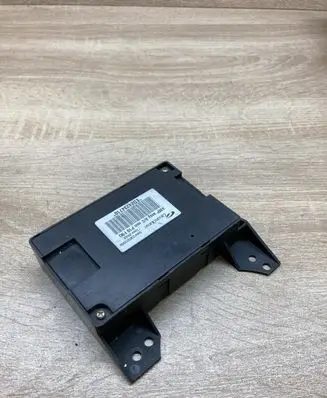 Nissan Primera Air conditioning/heating control unit ED24234710