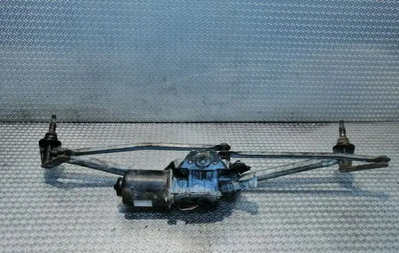 Renault Kangoo I Front wiper linkage and motor