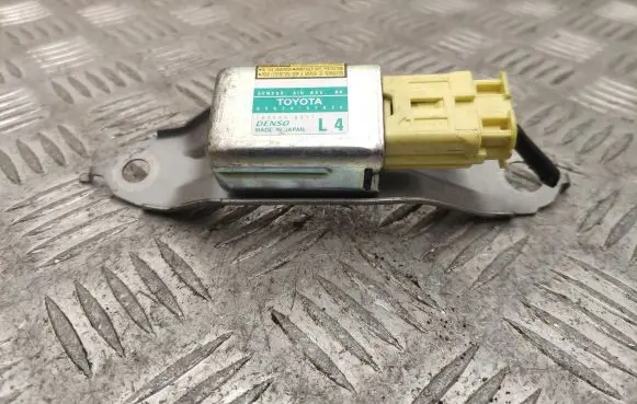 Toyota Prius (XW20) Airbag deployment crash/impact sensor 8983447020