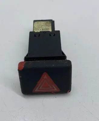 Audi A4 S4 B7 8E 8H Hazard light switch 8E0941509