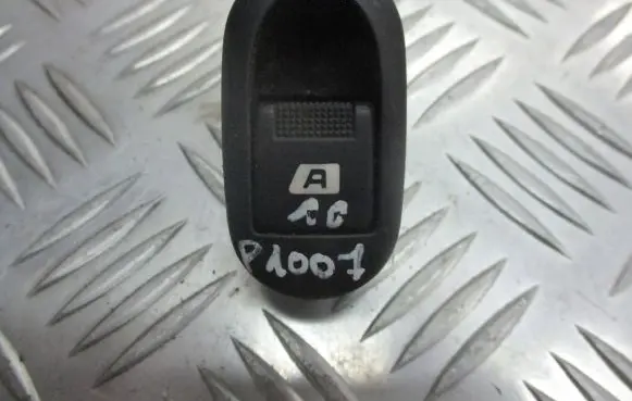 Peugeot 1007 Electric window control switch