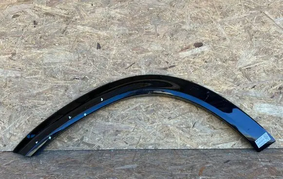 Mercedes-Benz GLE W167 Rear arch trim A1678840400 K5216TK