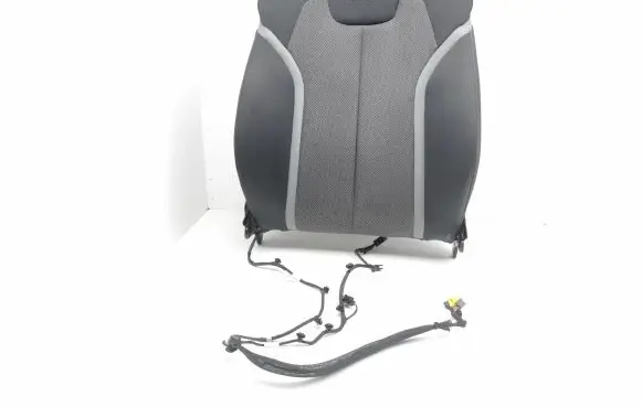 Audi Q2 - Front driver seat 