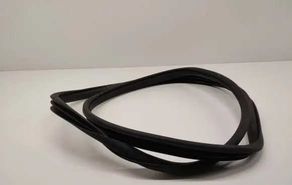 Mercedes-Benz GLK (X204) Rear door rubber seal (on body) 