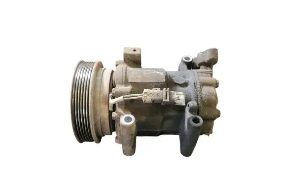 Renault Kangoo II Air conditioning (A/C) compressor (pump) 8200953359B