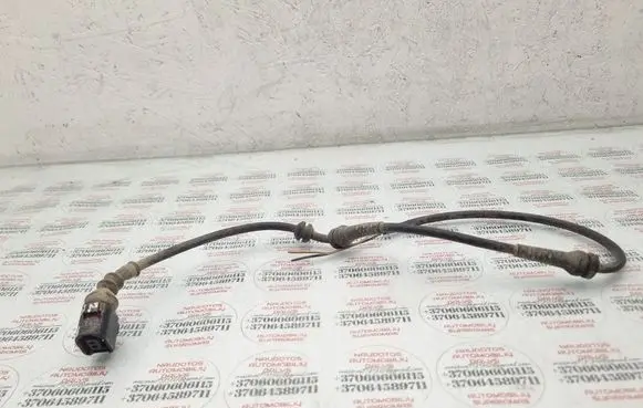 Volkswagen Touran I Rear ABS sensor wiring 1J0906102