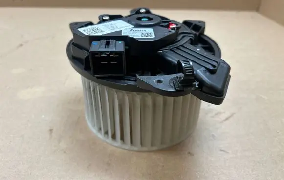 Tesla Model Y Heater fan/blower H031519053 H031501070