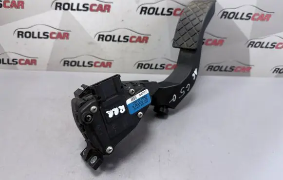 Audi A6 S6 C5 4B Accelerator throttle pedal 8D1723523N 1052004