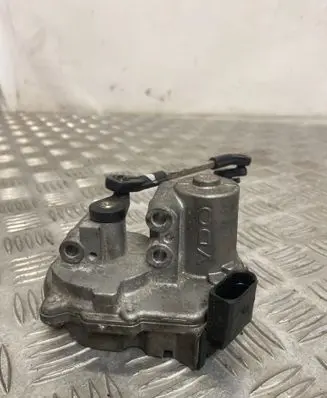 Audi A6 S6 C6 4F Intake manifold valve actuator/motor 058129086D A2C53106043 2900309551