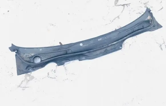 Volvo C30 Wiper trim 