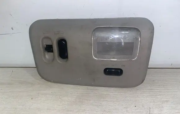 Nissan X-Trail T30 Front seat light C02