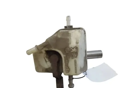 Master brake cylinder