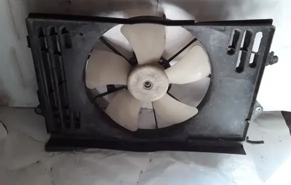 Toyota Corolla Verso E121 Electric radiator cooling fan 1227507331