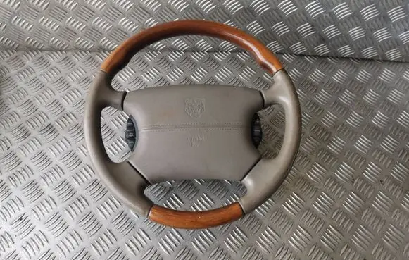 Jaguar XJ X308 Steering wheel HJE9181BA HNG9180EB