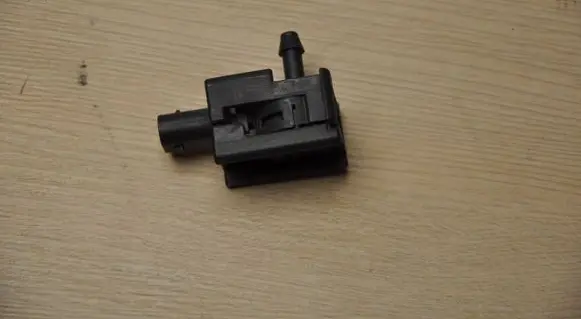 Mercedes-Benz EQA Airbag deployment crash/impact sensor A2479057901