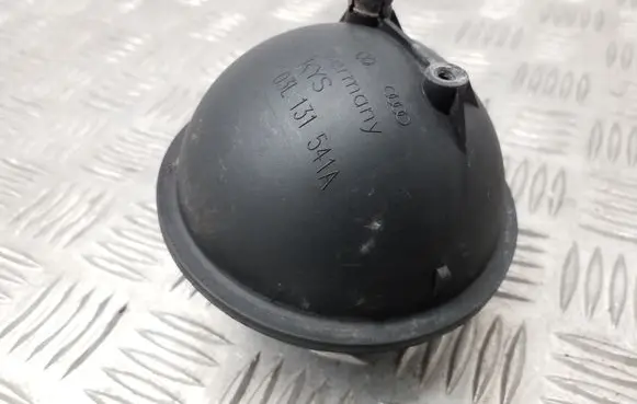 Vacuum air tank