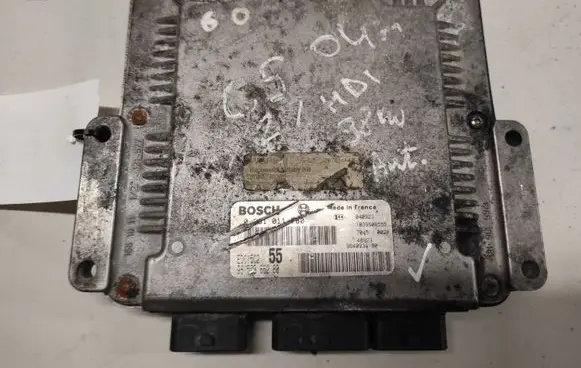 Citroen C5 Engine control unit/module 0281011780
