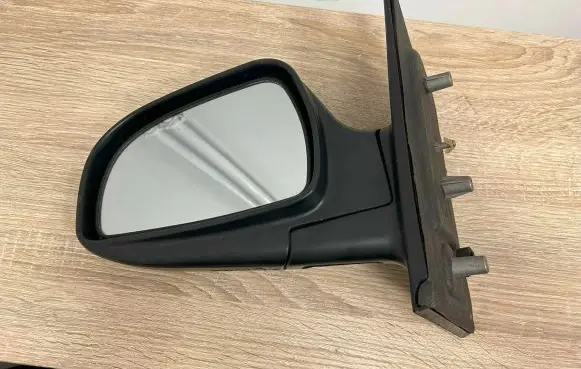 Hyundai Matrix Front door electric wing mirror
