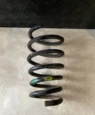 Volvo XC90 Rear coil spring