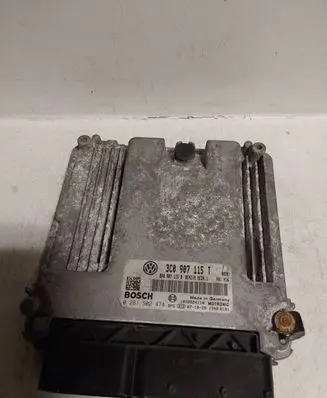 Volkswagen PASSAT B6 Engine control unit/module 3C0907115T 8P0907115B 0261S02474