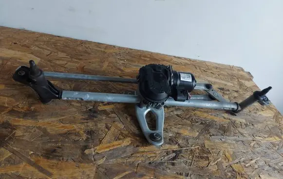 Volkswagen Tiguan Front wiper linkage and motor 571955113