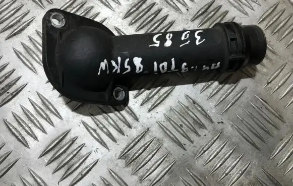 Audi A4 S4 B6 8E 8H Engine coolant pipe/hose 06b121121 038121121
