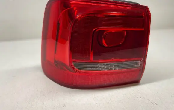 Volkswagen Touran II Rear/tail lights 1T0945095R