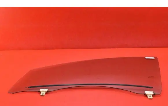 Renault Megane III Front door window glass four-door