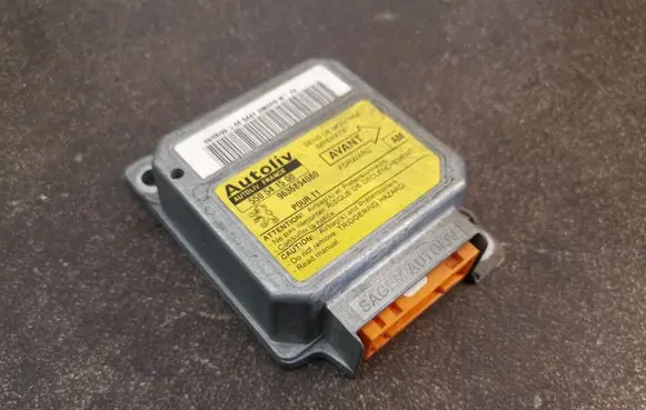 Peugeot 206 Airbag control unit/module 9636894080