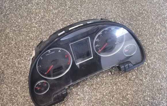 Audi A4 S4 B7 8E 8H Speedometer (instrument cluster) 0263626410