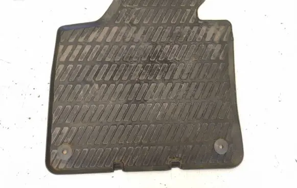 Audi A3 S3 8P Front floor mat 8P1061501