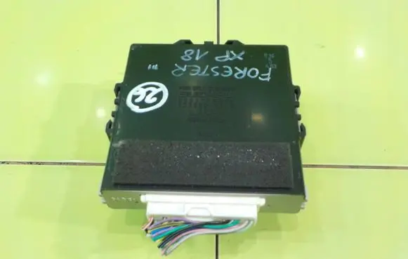 Subaru Forester SH Engine control unit/module 88811FG001