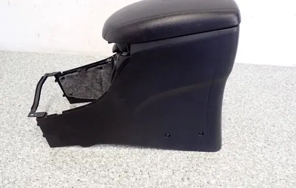 Hyundai Veloster Center console