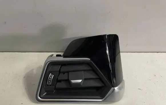 BMW 3 G20 G21 Dashboard air vent grill cover trim 6805796