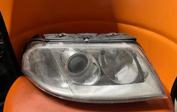 Volkswagen PASSAT B5.5 Headlight/headlamp 15442800