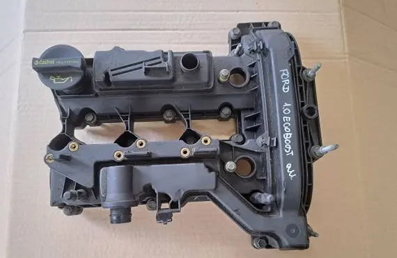 Ford Focus Rocker cam cover CM5G-6K271-CE CM5G6K271CE