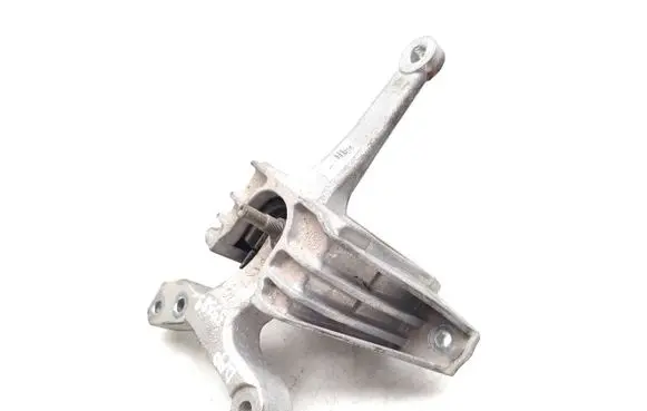 KIA Pro Cee'd III Engine mount bracket 21810J7200