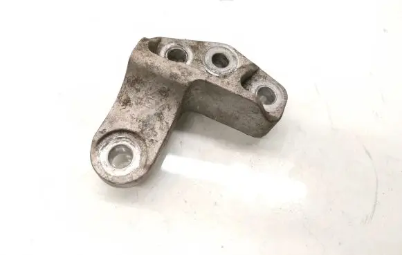 KIA Niro Engine mounting bracket