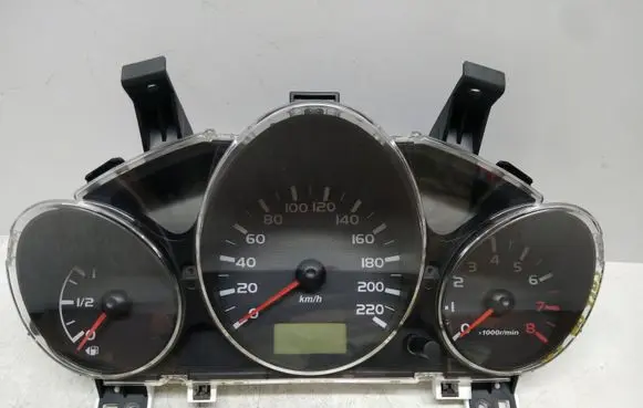 Mitsubishi Colt Speedometer (instrument cluster) MR951770 MM0038001 MM0038