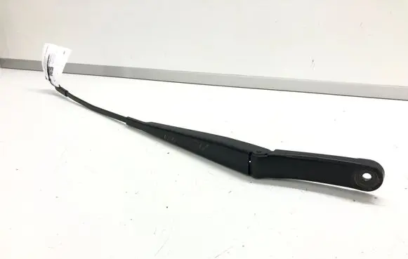 Volkswagen PASSAT B6 Front wiper blade arm 3C1955410B