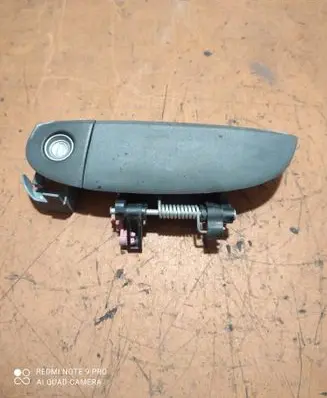 Hyundai i10 Front door exterior handle 18265000