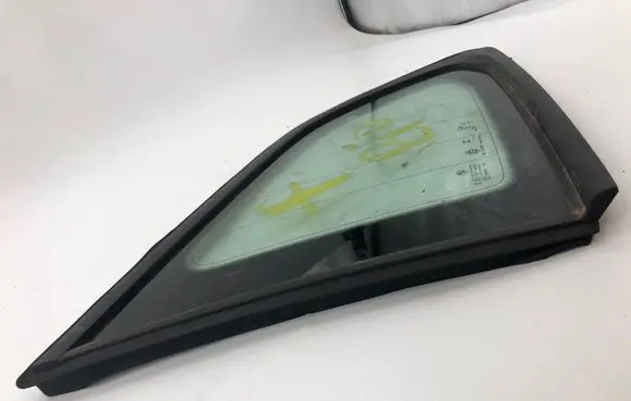 BMW X1 U11 Front triangle window/glass 43r00048
