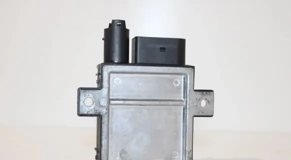 BMW 5 E60 E61 Glow plug pre-heat relay 2502197
