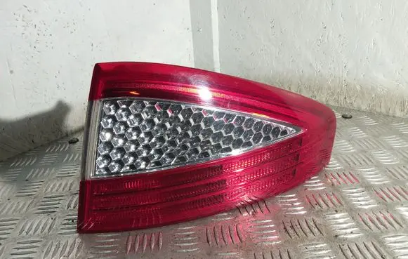 Ford Mondeo MK IV Rear/tail lights