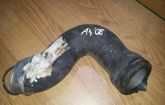 Audi A3 S3 8P Intercooler hose/pipe HM088178108