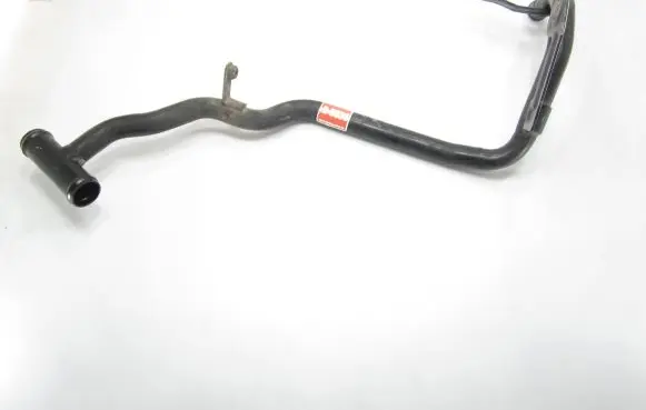 Volkswagen PASSAT B8 Engine coolant pipe/hose 04L121065CR