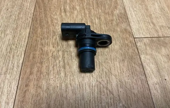 Volkswagen Touareg II Crankshaft position sensor 07L905163